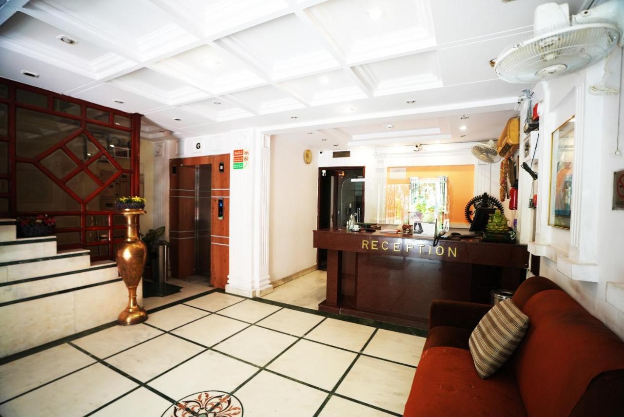 Hotel Classic Nueva Delhi Exterior foto